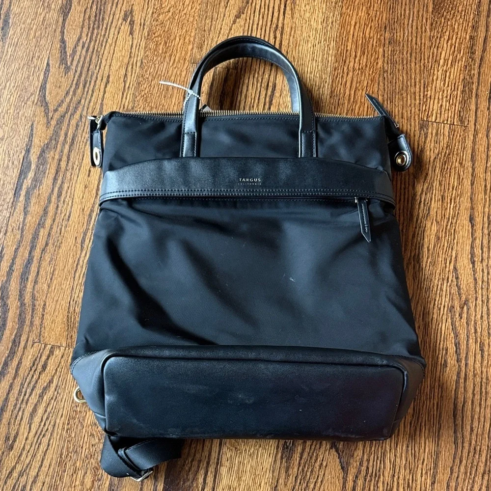 Targus California Black Women's Tote Backpack Office Casual School
